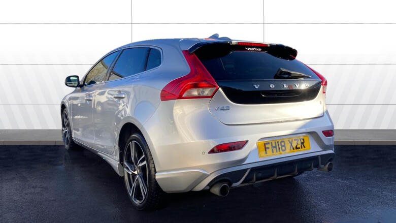 Volvo V40 T3 [152] R DESIGN Pro 5dr Petrol Hatchback